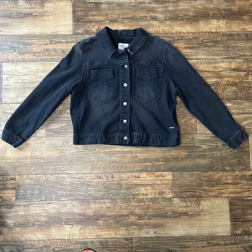 Tahari Black Cropped Jean Jacket
